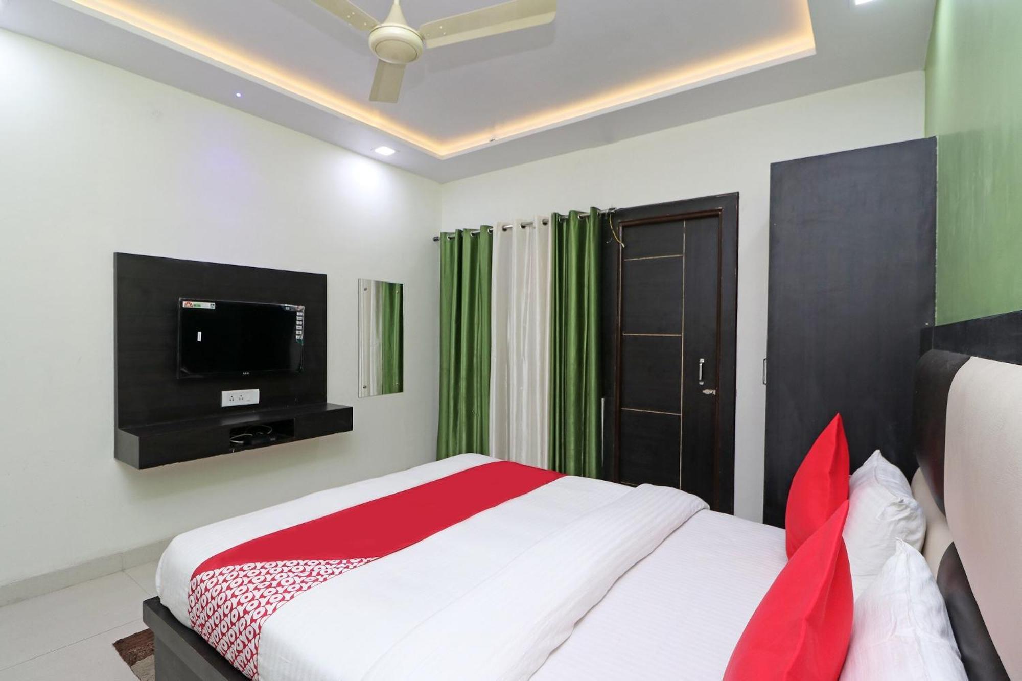 Oyo Hotel The Orient Tree Agra  Extérieur photo