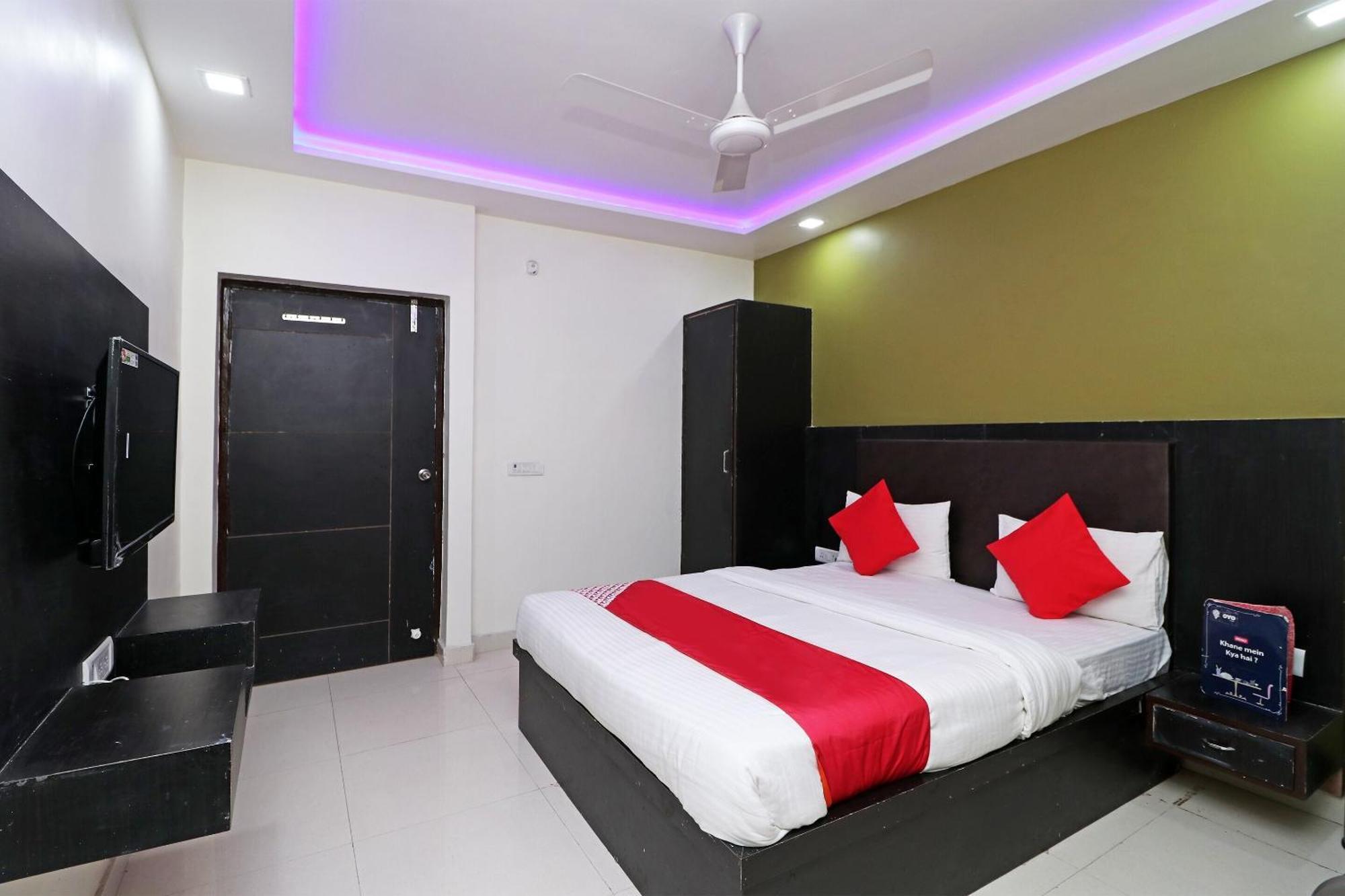 Oyo Hotel The Orient Tree Agra  Extérieur photo